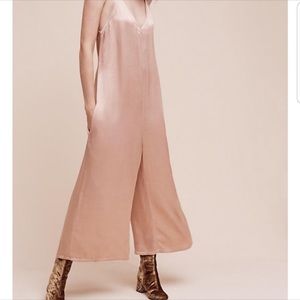 Lacausa jumper. Size small rose gold color. Has pockets wide legs. No tears,